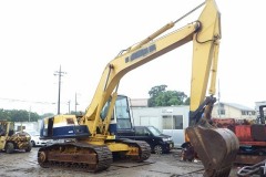 KOMATSU PC200-5Z