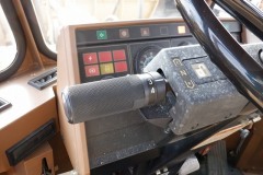 910F-1YK03245-057