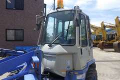 HITACHI LX20-7