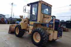 KOMATSU WA70-1