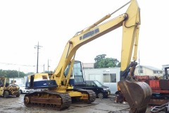 KOMATSU PC200-5Z