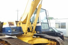 KOMATSU PC200-5Z