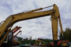 KOMATSU PC200-5